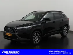 Zwart Gebruikt 2023 Toyota Corolla Cross Style SUV | € 33.695 (Eerlijke prijs)