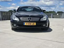 Zwart Gebruikt 2005 Mercedes CLS500 Sedan | € 9.950