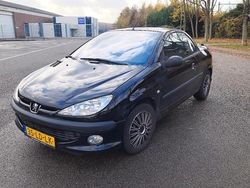 Gebruikt 2002 Peugeot 206 CC Cabriolet | € 995 (Eerlijke prijs)