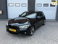 Zwart Gebruikt 2018 BMW 118 Executive Hatchback | € 18.999 (Eerlijke prijs)