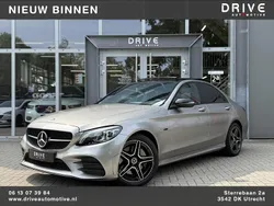 Grijs Gebruikt 2021 Mercedes C300 AMG Sedan | € 31.900 (Goede deal)