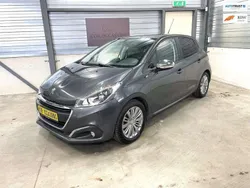Grijs Gebruikt 2017 Peugeot 208 Allure Hatchback | € 7.999 (Eerlijke prijs)