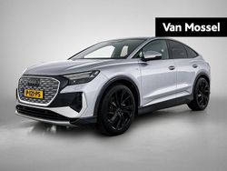 Grijs Gebruikt 2022 Audi Q4 Sportback e-tron Design SUV | € 33.900 (Eerlijke prijs)