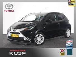 Zwart Gebruikt 2016 Toyota Aygo X-play Hatchback | € 7.950 (Goede deal)