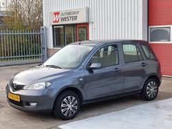 Grijs Gebruikt 2005 Mazda 2 Touring MPV | € 3.750 (Iets duurder)