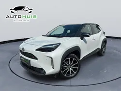 Grijs Gebruikt 2023 Toyota Yaris Cross SUV | € 29.945 (Eerlijke prijs)