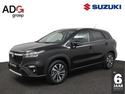 Zwart Nieuw 2025 Suzuki SX4 S-Cross Style SUV | € 35.298 (Iets duurder)
