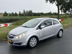 Grijs Gebruikt 2009 Opel Corsa Edition MPV | € 1.800 (Super prijs)