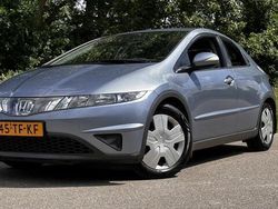 Blauw Gebruikt 2006 Honda Civic Comfort Hatchback | € 3.250 (Eerlijke prijs)