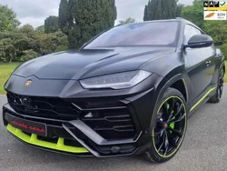Zwart Gebruikt 2023 Lamborghini Urus SUV | € 399.950