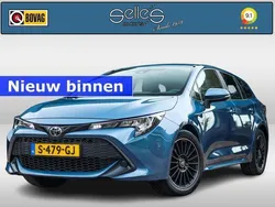 Blauw, metallic lak Gebruikt 2020 Toyota Corolla Comfort Stationwagen | € 17.995 (Goede deal)