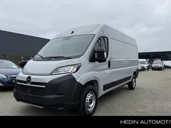 Wit Nieuw 2025 Opel Movano Van | € 58.450