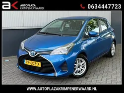 Blauw Gebruikt 2015 Toyota Yaris Hatchback | € 9.950 (Goede deal)