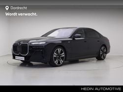 Zwart Gebruikt 2025 BMW 750e Executive Sedan | € 119.895 (Goede deal)