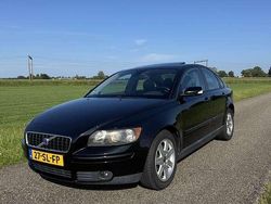 Zwart Gebruikt 2006 Volvo S40 Momentum Sedan | € 4.000 (Iets duurder)