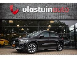 Zwart Gebruikt 2022 Mercedes GLA250 Business SUV | € 32.950 (Super prijs)