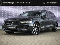 Zwart Gebruikt 2021 Volvo V60 R-Design Stationwagen | € 33.899 (Iets duurder)