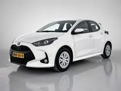 Wit Gebruikt 2024 Toyota Yaris Active Hatchback | € 23.445 (Eerlijke prijs)