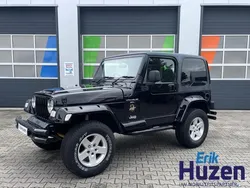 Zwart, andere lak Gebruikt 1999 Jeep Wrangler Sahara SUV | € 12.245