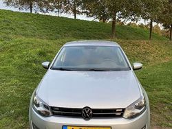 Gebruikt 2013 VW Polo Highline Sedan | € 4.999 (Eerlijke prijs)