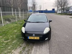 Zwart Gebruikt 2006 Fiat Punto Hatchback | € 1.295 (Eerlijke prijs)