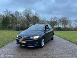 Blauw Gebruikt 2015 VW Golf Sportsvan Highline MPV | € 6.995 (Goede deal)