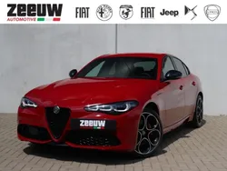 Rood Gebruikt 2023 Alfa Romeo Giulia Competizione Sedan | € 57.900 (Goede deal)
