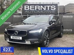 Zwart Gebruikt 2018 Volvo V90 CC Inscription Stationwagen | € 38.850 (Iets duurder)