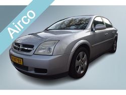 Zilver Gebruikt 2004 Opel Vectra Comfort Sedan | € 1.495 (Eerlijke prijs)