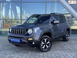 Grijs Gebruikt 2022 Jeep Renegade Trailhawk SUV | € 25.750 (Eerlijke prijs)