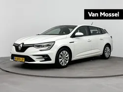 Wit Gebruikt 2021 Renault Mégane GrandTour Business Stationwagen | € 19.935 (Eerlijke prijs)