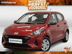 Rood Nieuw 2025 Hyundai i10 Comfort Hatchback | € 18.925 (Eerlijke prijs)