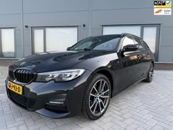 Zwart Gebruikt 2020 BMW 330 Executive Stationwagen | € 22.950 (Goede deal)