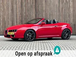 Rood Gebruikt 2006 Alfa Romeo Spider Cabriolet | € 17.950 (Iets duurder)