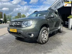 Grijs Gebruikt 2015 Dacia Duster Lauréate SUV | € 3.995