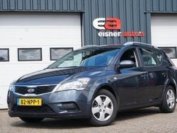 Grijs, metallic lak Gebruikt 2010 Kia Ceed Hatchback | € 1.499 (Super prijs)