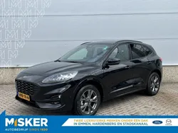 Zwart, metallic lak Gebruikt 2024 Ford Kuga ST-Line X SUV | € 36.900 (Goede deal)