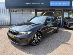 Zwart Gebruikt 2024 BMW 320 Stationwagen | € 44.950 (Duur)