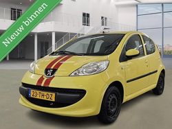 Geel Gebruikt 2006 Peugeot 107 Hatchback | € 1.750 (Eerlijke prijs)
