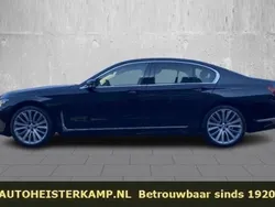 Zwart Gebruikt 2021 BMW 730 Sedan | € 67.950 (Eerlijke prijs)