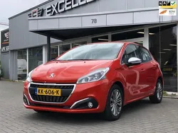 Oranje, metallic lak Gebruikt 2016 Peugeot 208 Hatchback | € 6.450 (Eerlijke prijs)