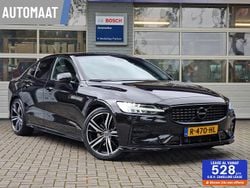 Zwart Gebruikt 2022 Volvo S60 R-Design Sedan | € 33.945 (Iets duurder)
