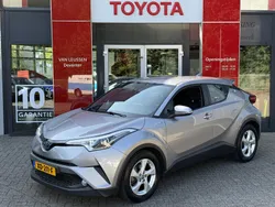 Grijs, metallic lak Gebruikt 2017 Toyota C-HR SUV | € 17.390 (Goede deal)