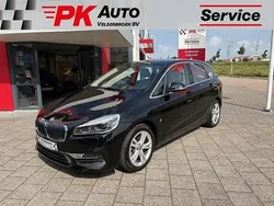 Zwart, metallic lak Gebruikt 2019 BMW 225 Active Tourer iPerformance MPV | € 19.945 (Eerlijke prijs)