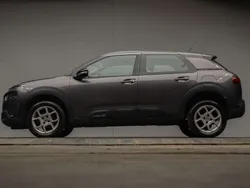 Grijs, metallic lak Gebruikt 2018 Citroën C4 Cactus Feel Hatchback | € 11.945 (Eerlijke prijs)