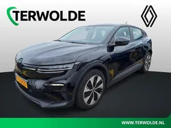 Zwart Gebruikt 2023 Renault Mégane Evolution Hatchback | € 23.945 (Goede deal)