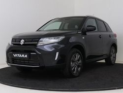 Zwart metallic Nieuw 2025 Suzuki Vitara SUV | € 31.447 (Eerlijke prijs)