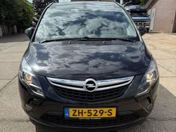 Zwart Gebruikt 2016 Opel Zafira Tourer MPV | € 7.500 (Super prijs)