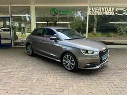 Bruin Gebruikt 2016 Audi A1 S-Line Hatchback | € 11.450 (Goede deal)