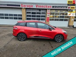 Rood Gebruikt 2014 Renault Clio GrandTour Dynamique Stationwagen | € 8.950 (Eerlijke prijs)